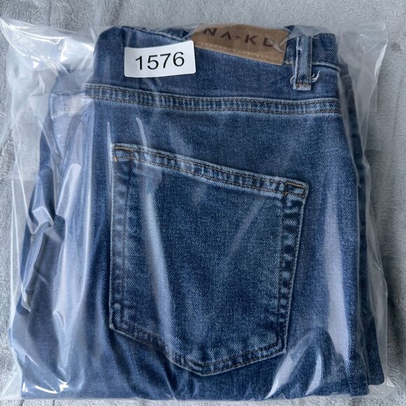 NA-KD Tapered Leg Jeans Women's Size 38 Button Fly High Rise Blue Flat Front - Picture 11 of 11